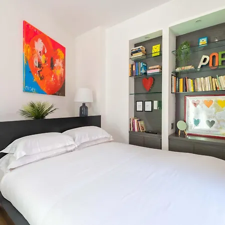 Maison Leonardo Pantheon アパート ローマ