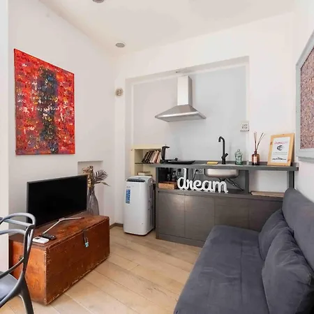 アパート Maison Leonardo Pantheon ローマ