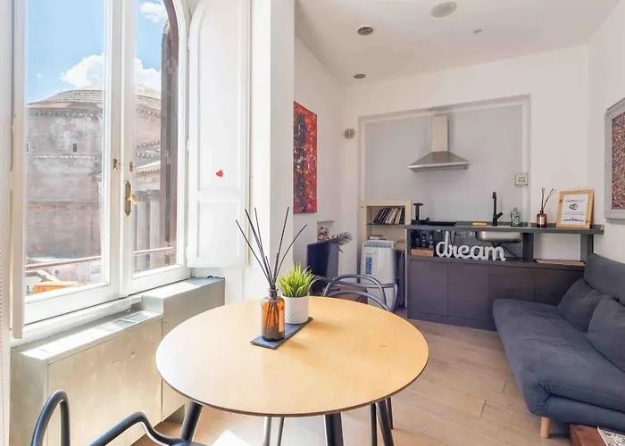 アパート Maison Leonardo Pantheon ローマ